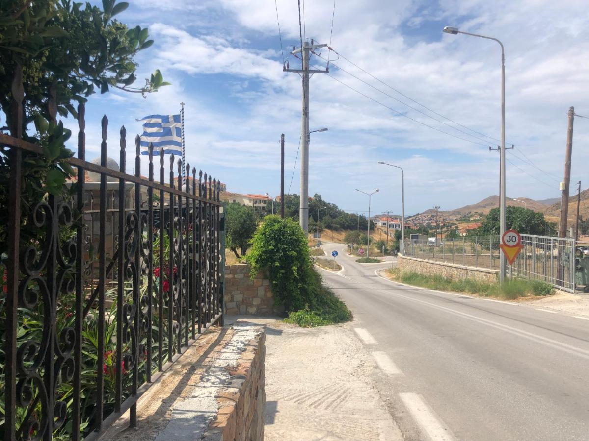 Gregory'S Village Plati  Bagian luar foto