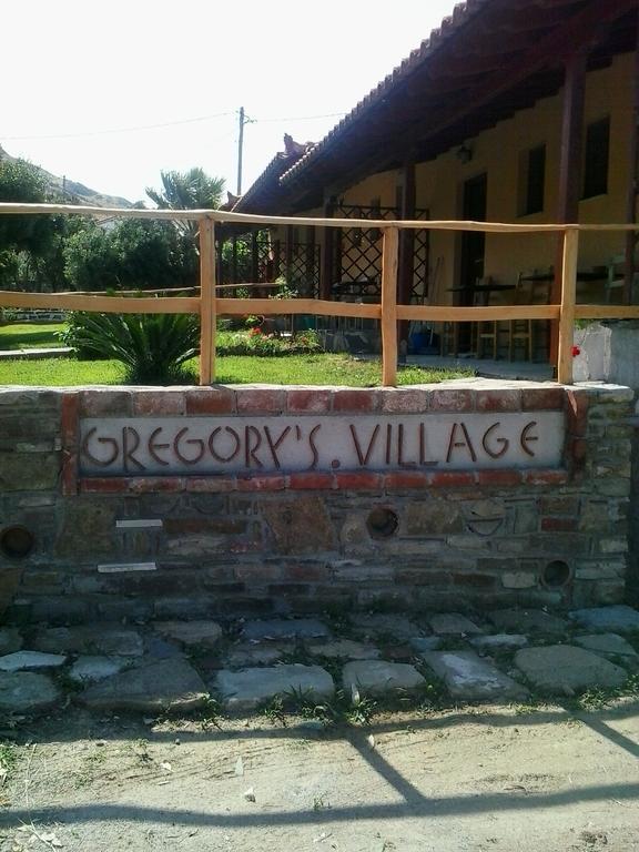 Gregory'S Village Plati  Bagian luar foto